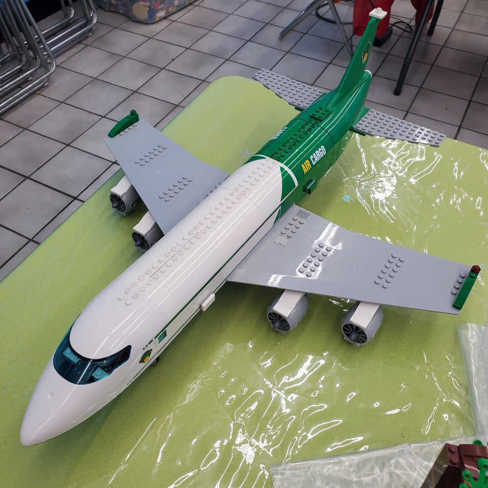 60022 Cargo Terminal (Retired) (Previously Owned)