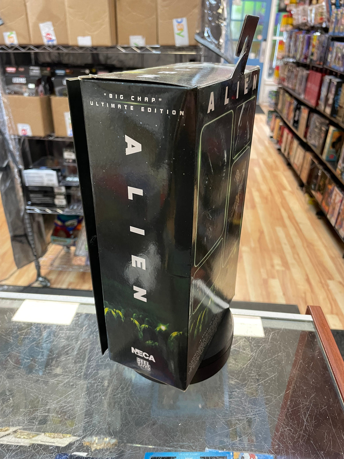 Big Chap Ultimate (NECA, Aliens) **SEALED** product image 8, provided for visual reference and product detail review