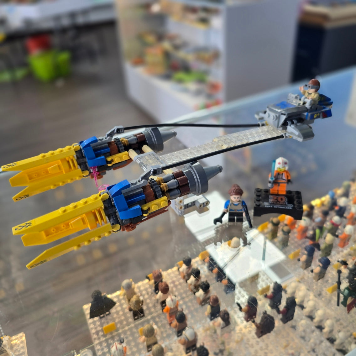 75258 Anakin's Podracer – 20th Anniversary Edition (Retired) (Previously Owned) product image 1, provided for visual