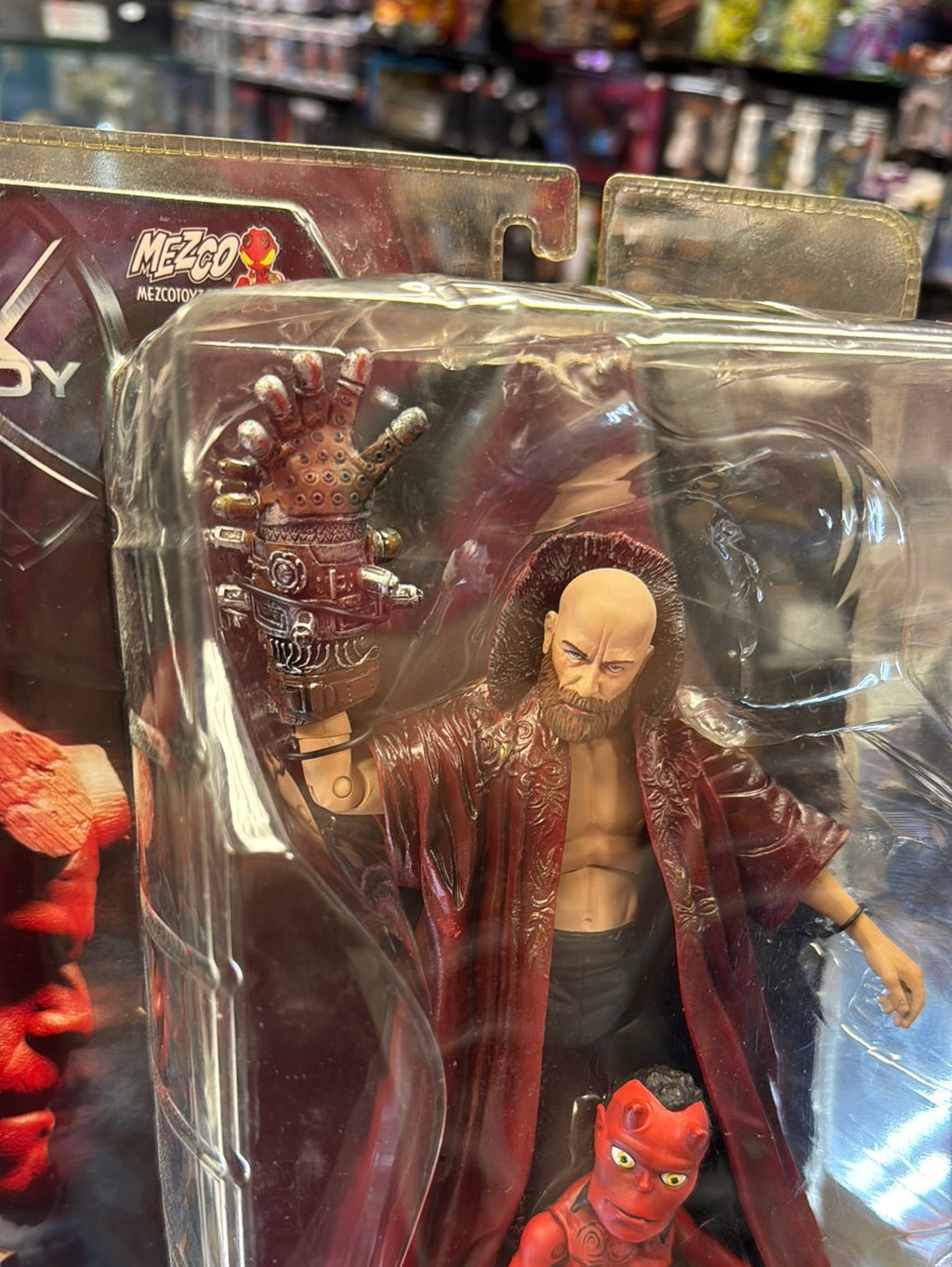 Rasputin with Hellboy (Mezco, HellBoy) product image 6, provided for visual reference and product detail review