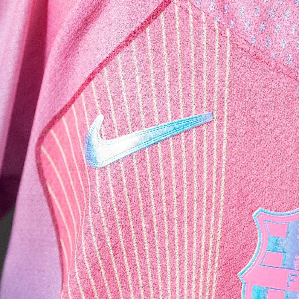 Kids Barcelona Jersey 25/26 Pink Special Football Kit product image 6