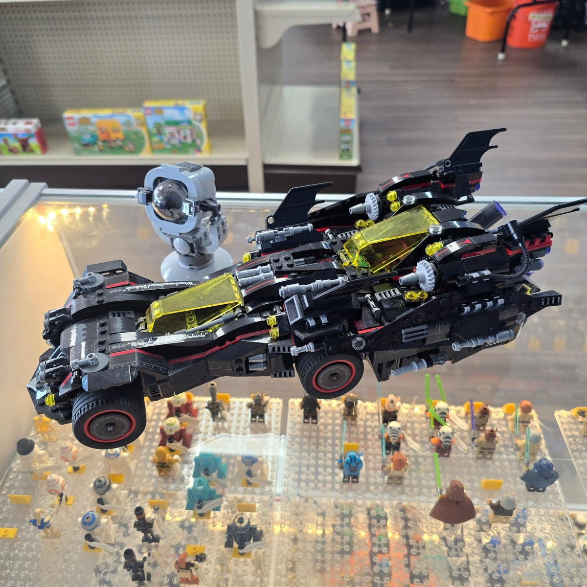 70917 The Ultimate Batmobile (Retired) (Previously Owned) product image 1, provided for visual reference and product detail