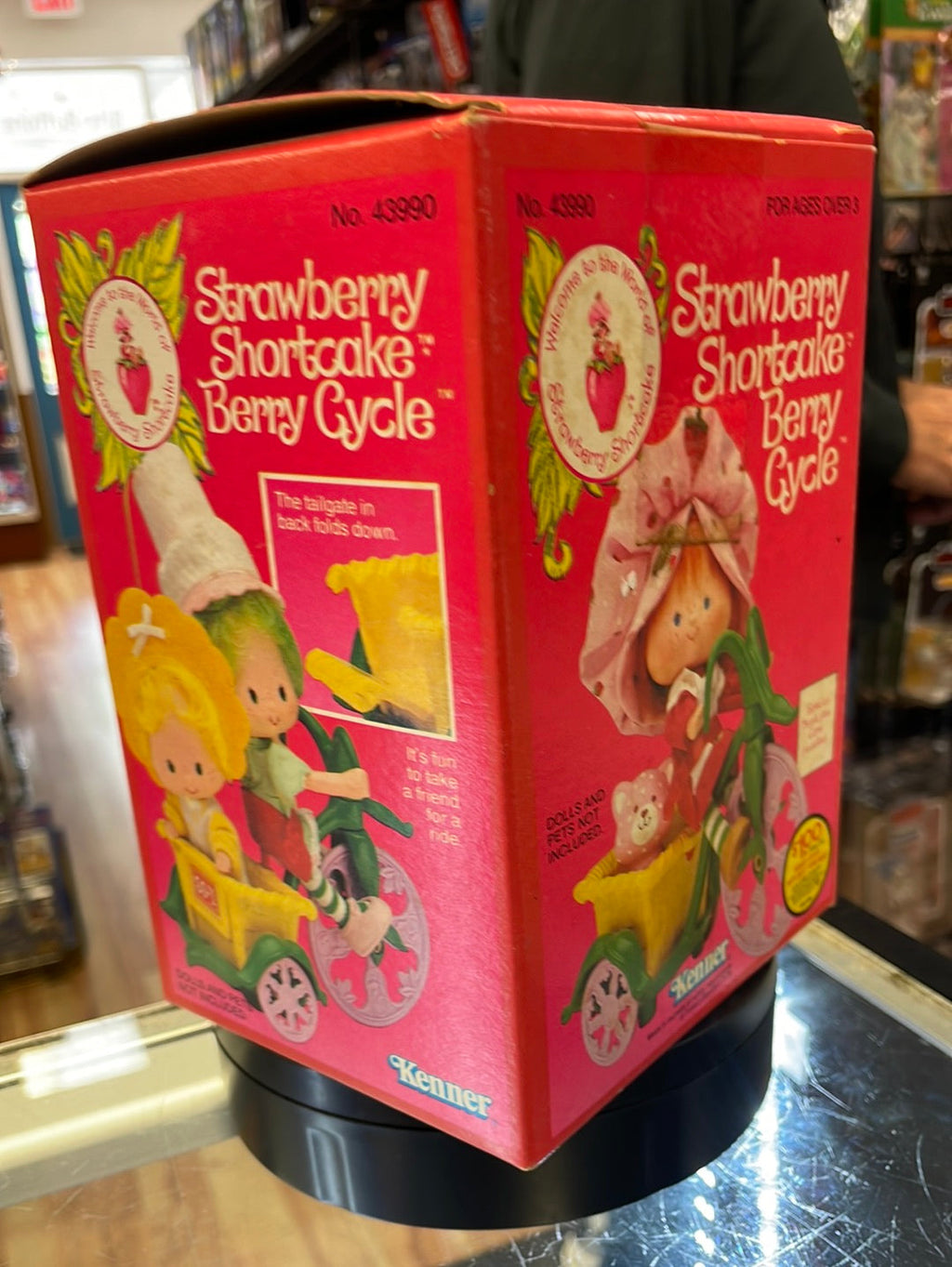 Berry Cycle (Vintage Strawberry Shortcake, Kenner) Sealed product image 5, provided for visual reference and product detail