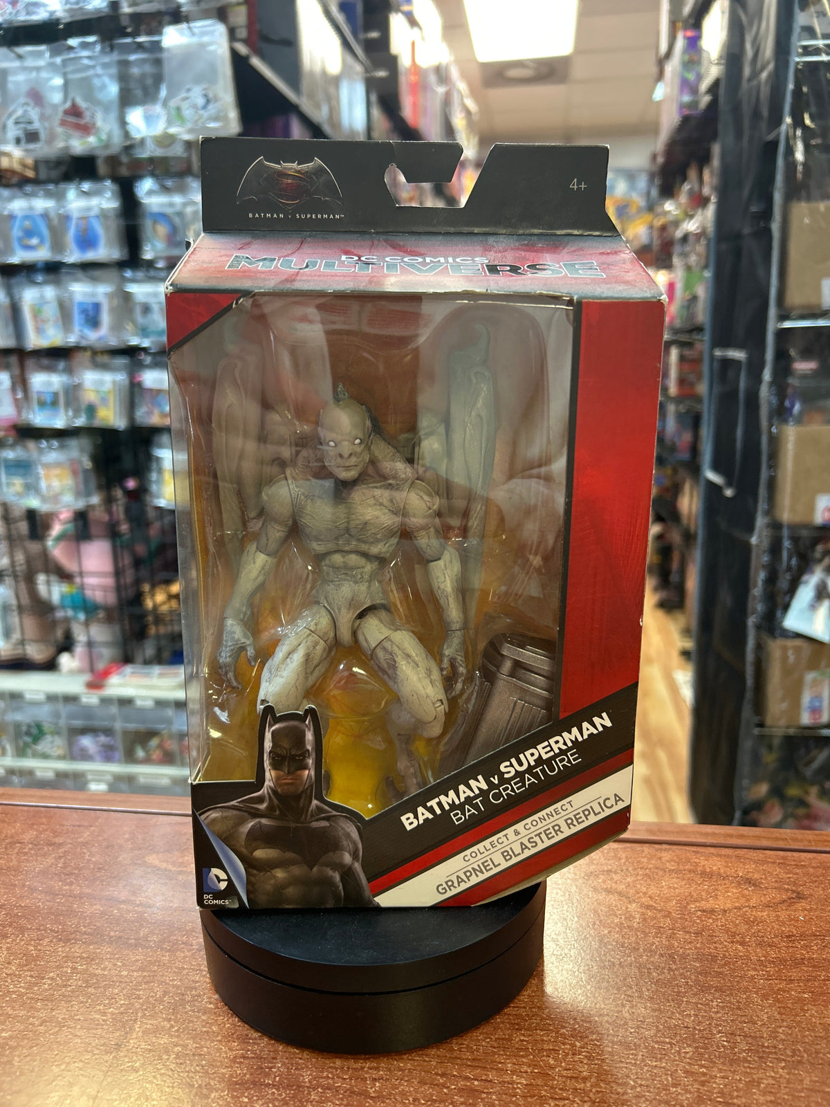 Bat Creature -BAF Grapnel Blaster Replice- (DC Multiverse, Mattel) **SEALED** product image 1, provided for visual reference