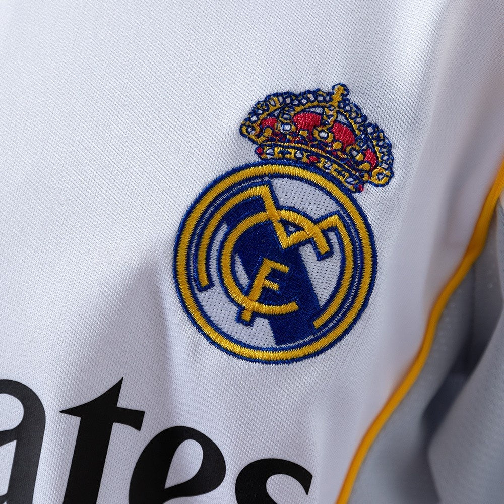 Kids Real Madrid Jersey 25/26 Home Football Kit product image 5