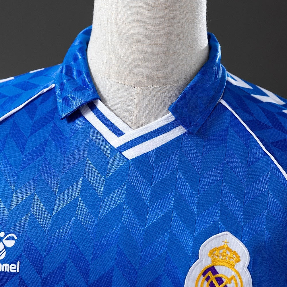 Real Madrid Jersey 1986-88 Away Retro Football Kit product image 7