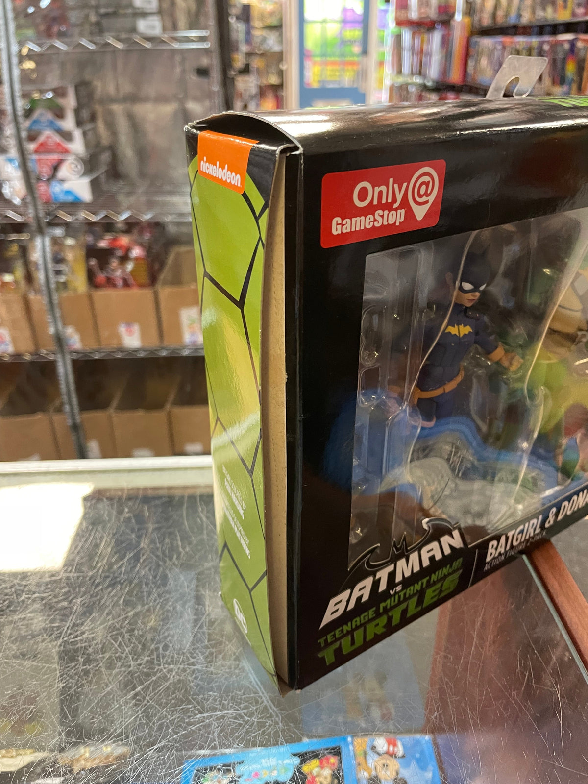 Batgirl & Donatello 2 Pack (Batman Vs Teenage Ninja Turtles, DC Collectibles) NEW/OPEN product image 13, provided for visual