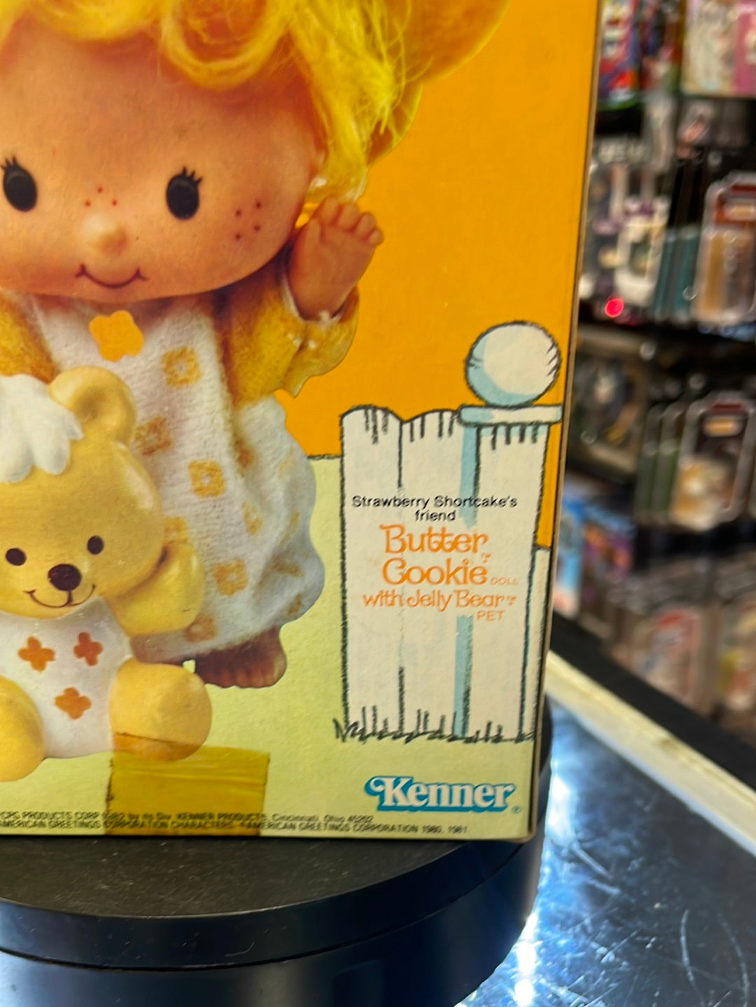 Butter Cookie with Jelly Bear (Vintage Strawberry Shortcake, Kenner) Open Box product image 9, provided for visual reference