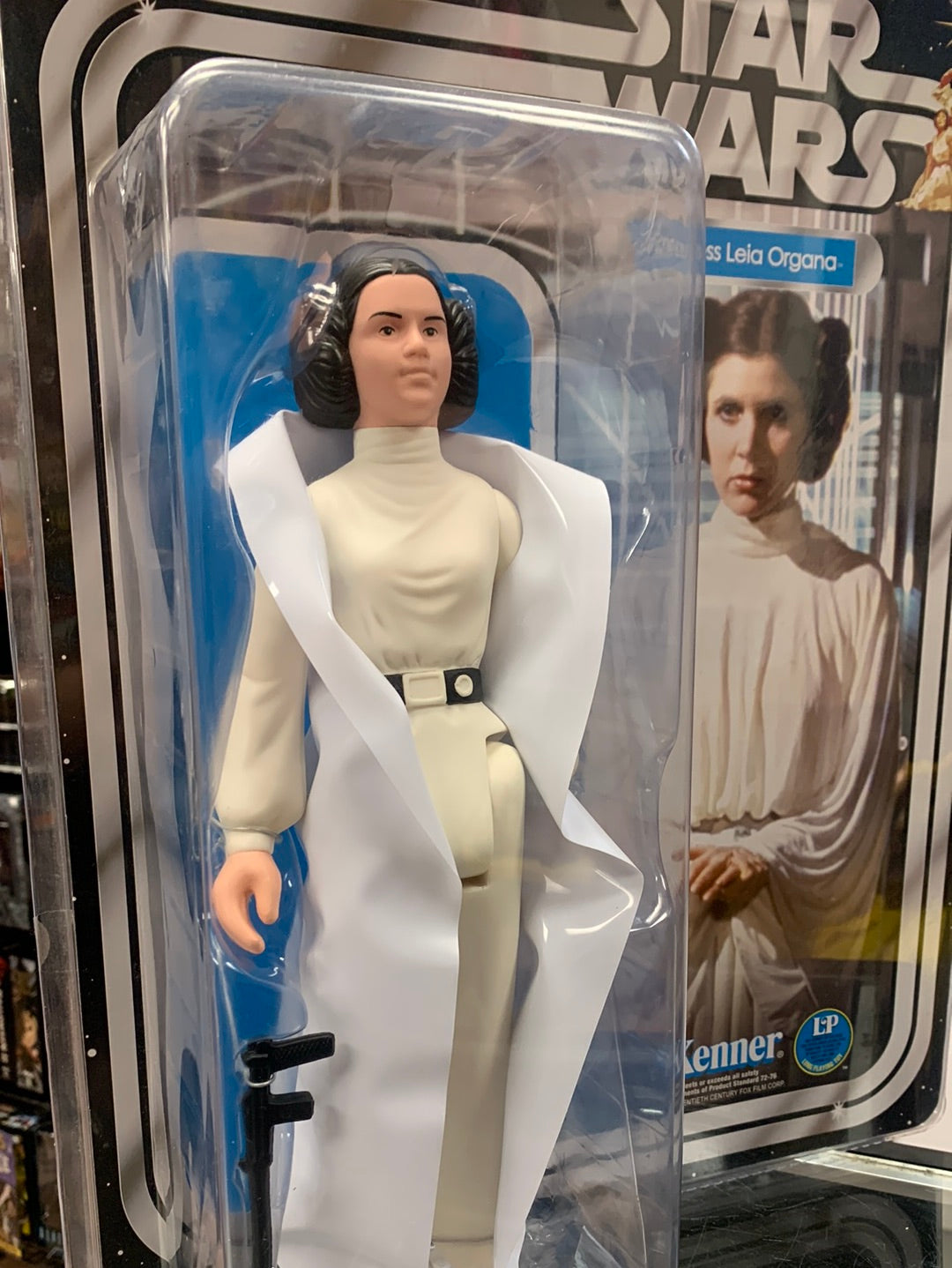 Jumbo Princess Leia Organa (Gentle Giant, Star Wars)c product image 3, provided for visual reference and product detail