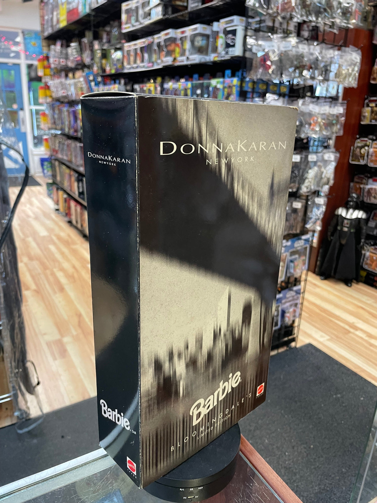 Brunette Donna Karan #14452 (Vintage Barbie, Mattel) **SEALED** product image 6, provided for visual reference and product