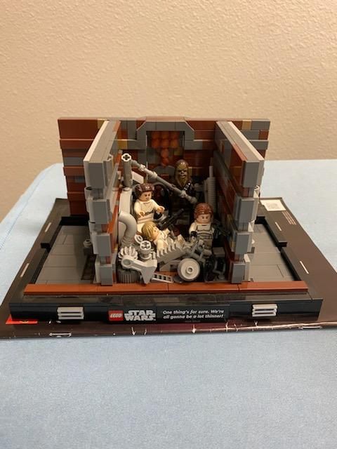 75339 Death Star Trash Compactor Diorama (Previously Owned) product image 1, provided for visual reference and product