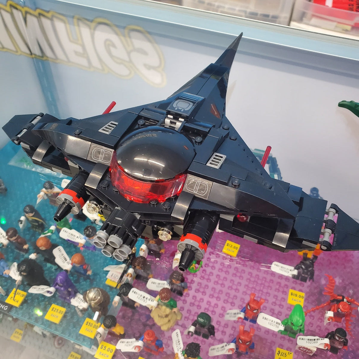76095 Aquaman: Black Manta Strike (Retired) (Previously Owned) product image 1, provided for visual reference and product