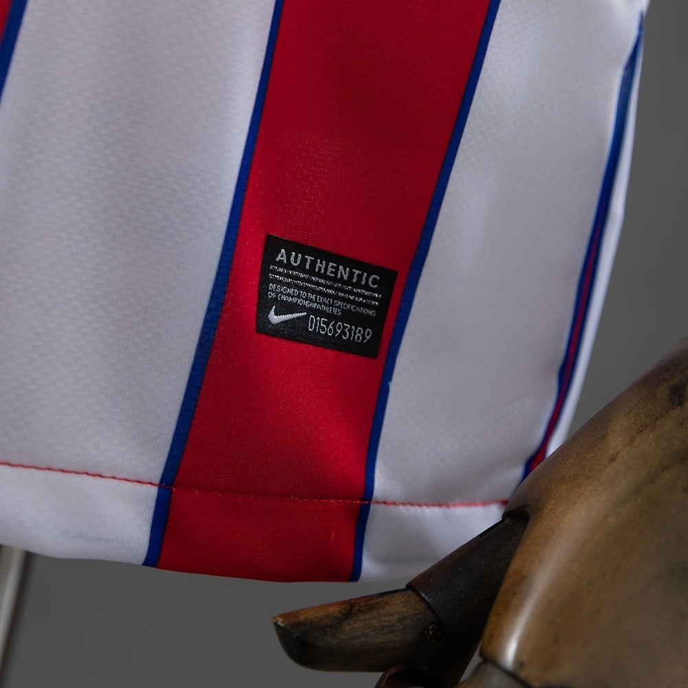 Atletico Madrid Jersey 2011-12 Home Retro Football Kit product image 4