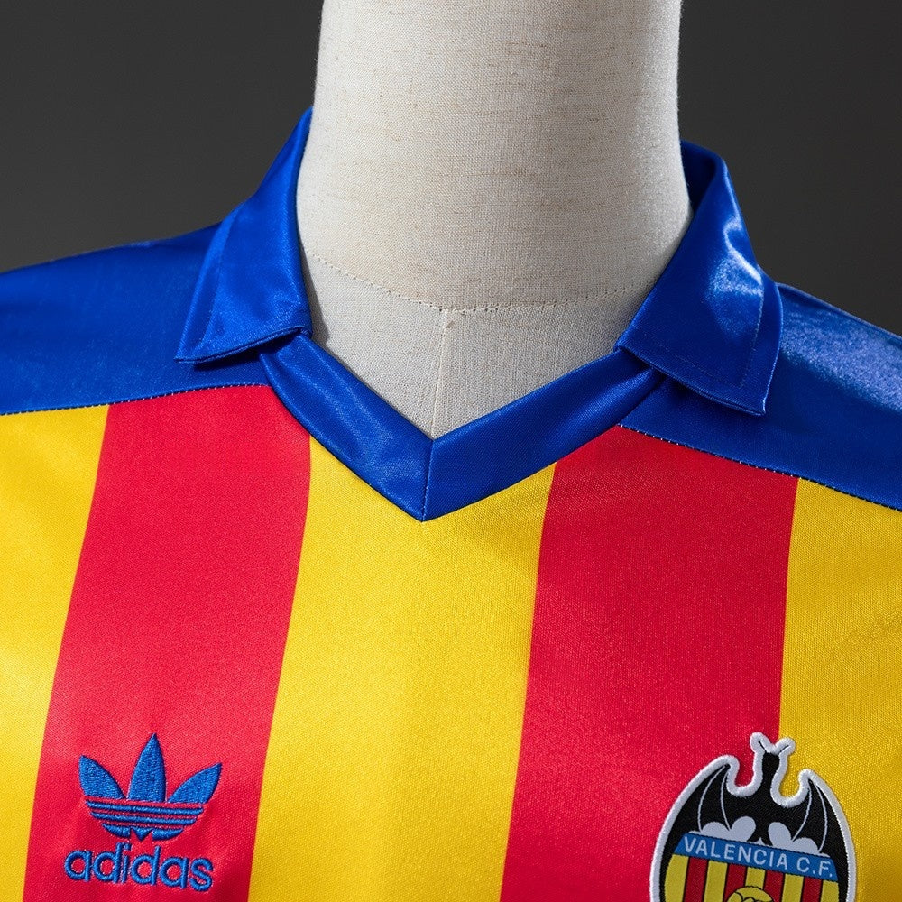Valencia Jersey 1980-81 Away Retro Football Kit product image 6