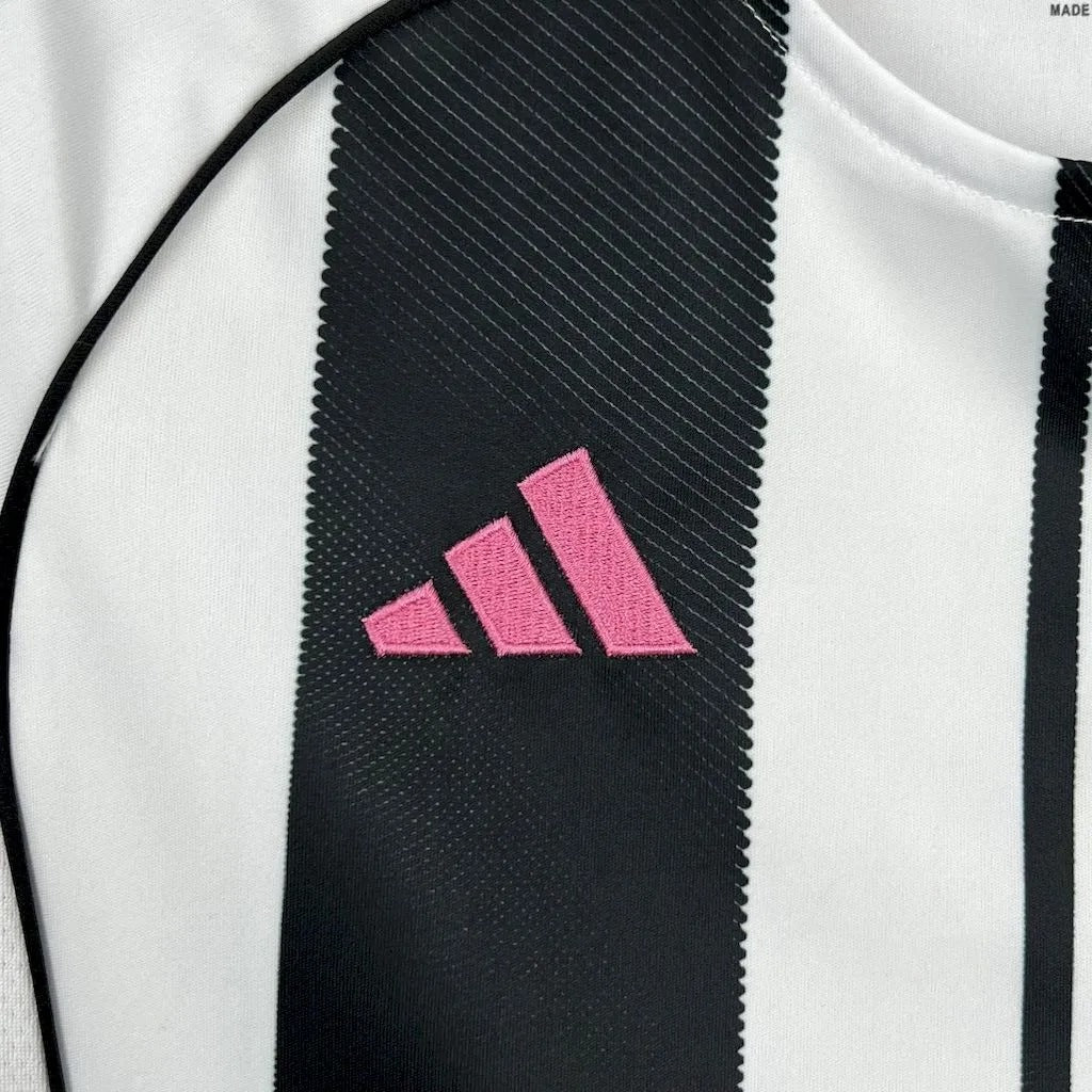 Kids Juventus Home Jersey 25/26 Football Kit Soccer product image 3