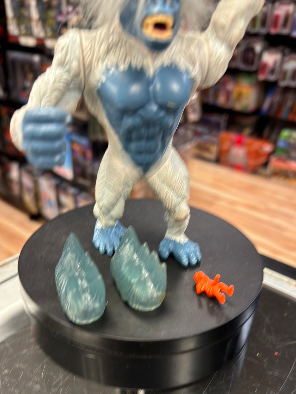 Blizzard 6” Complete (Playmates, Vintage Primal Rage) product image 3, provided for visual reference and product detail