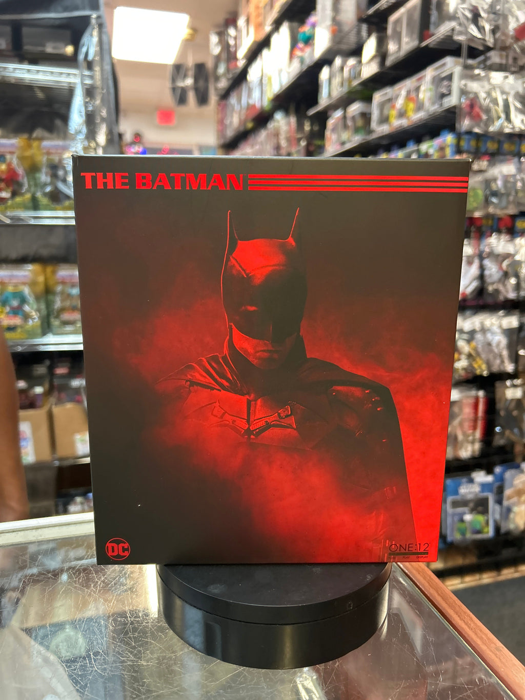 The Batman 1:12 (Mezco, Dc) **NEW** product image 1, provided for visual reference and product detail review
