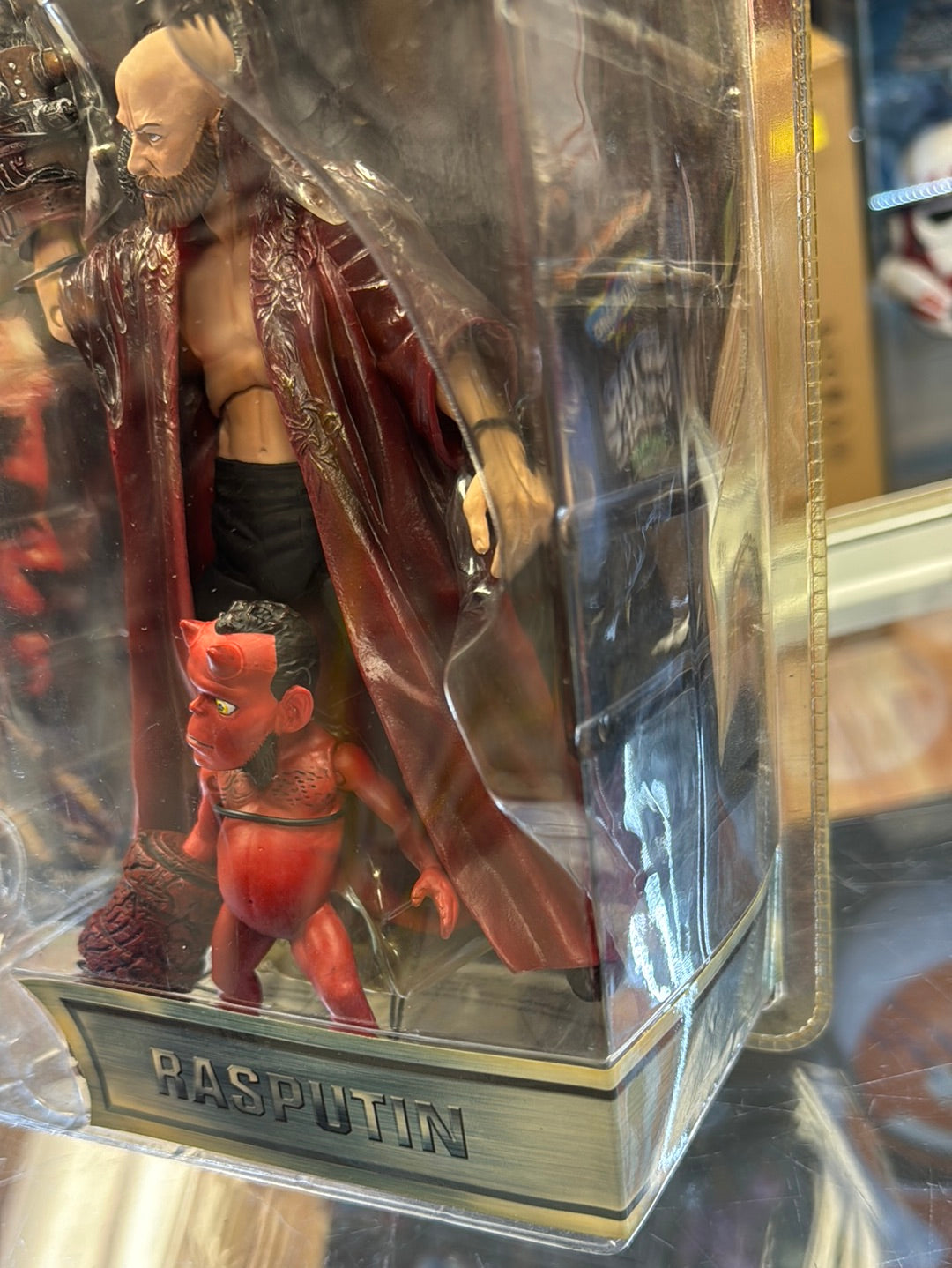 Rasputin with Hellboy (Mezco, HellBoy) product image 14, provided for visual reference and product detail review