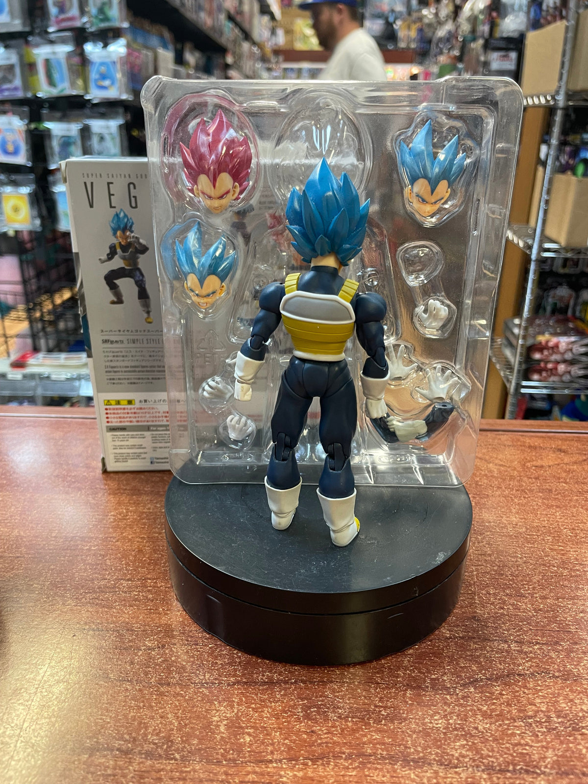 Super Saiyan God SS Vegeta (Dragon Ball, Bandai SH Figuarts) *COMPLETE* product image 3, provided for visual reference and