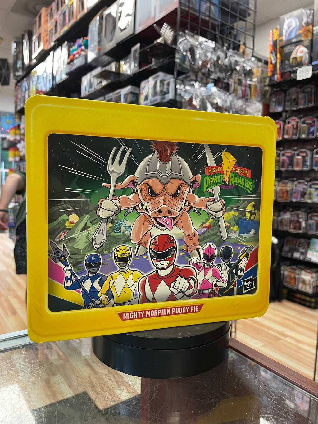 Pudgy Pig Lunch Box -Exclusive- (MMPR Lightning Collection, Hasbro) *NEW* product image 6, provided for visual reference and