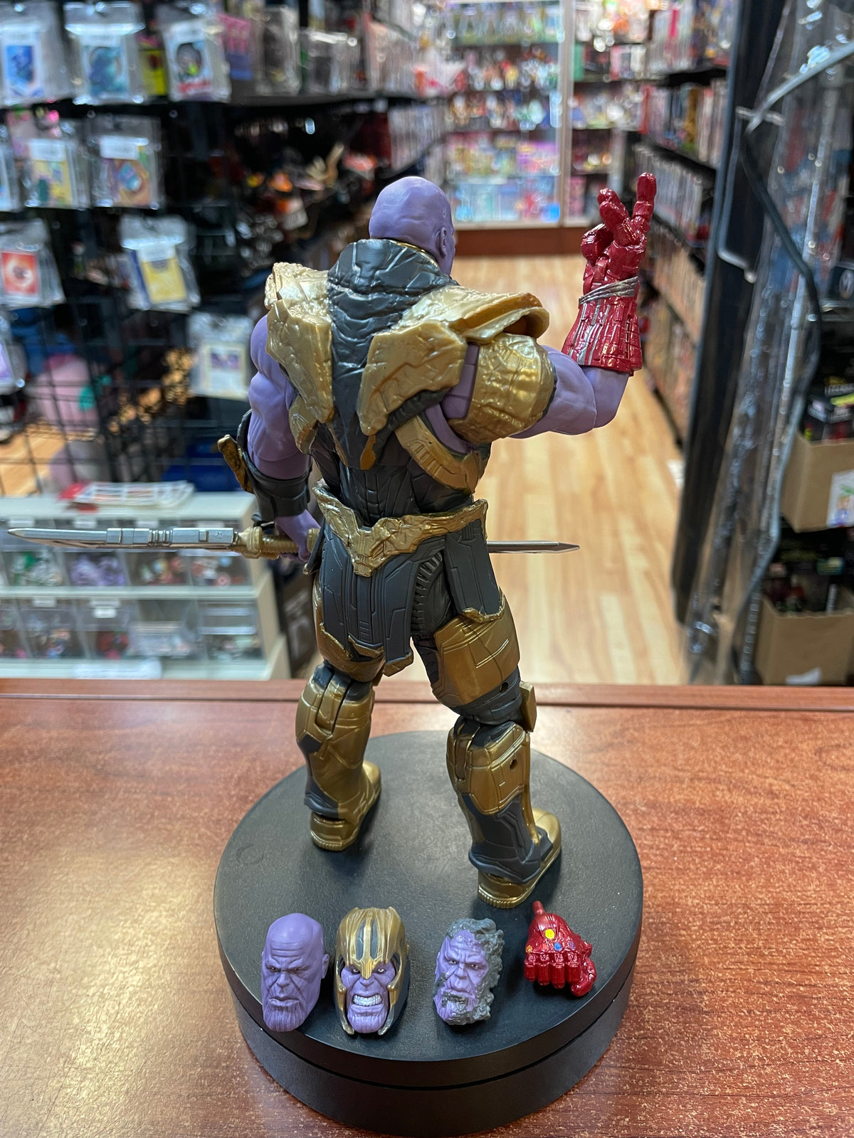 End Game Thanos-DELUXE- (Marvel Legends, Hasbro) **COMPLETE** product image 5, provided for visual reference and product