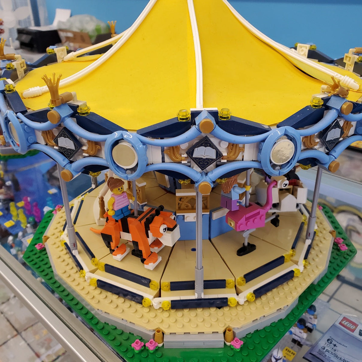 10257 Carousel Creator (Retired) (Previously Owned) product image 1, provided for visual reference and product detail review