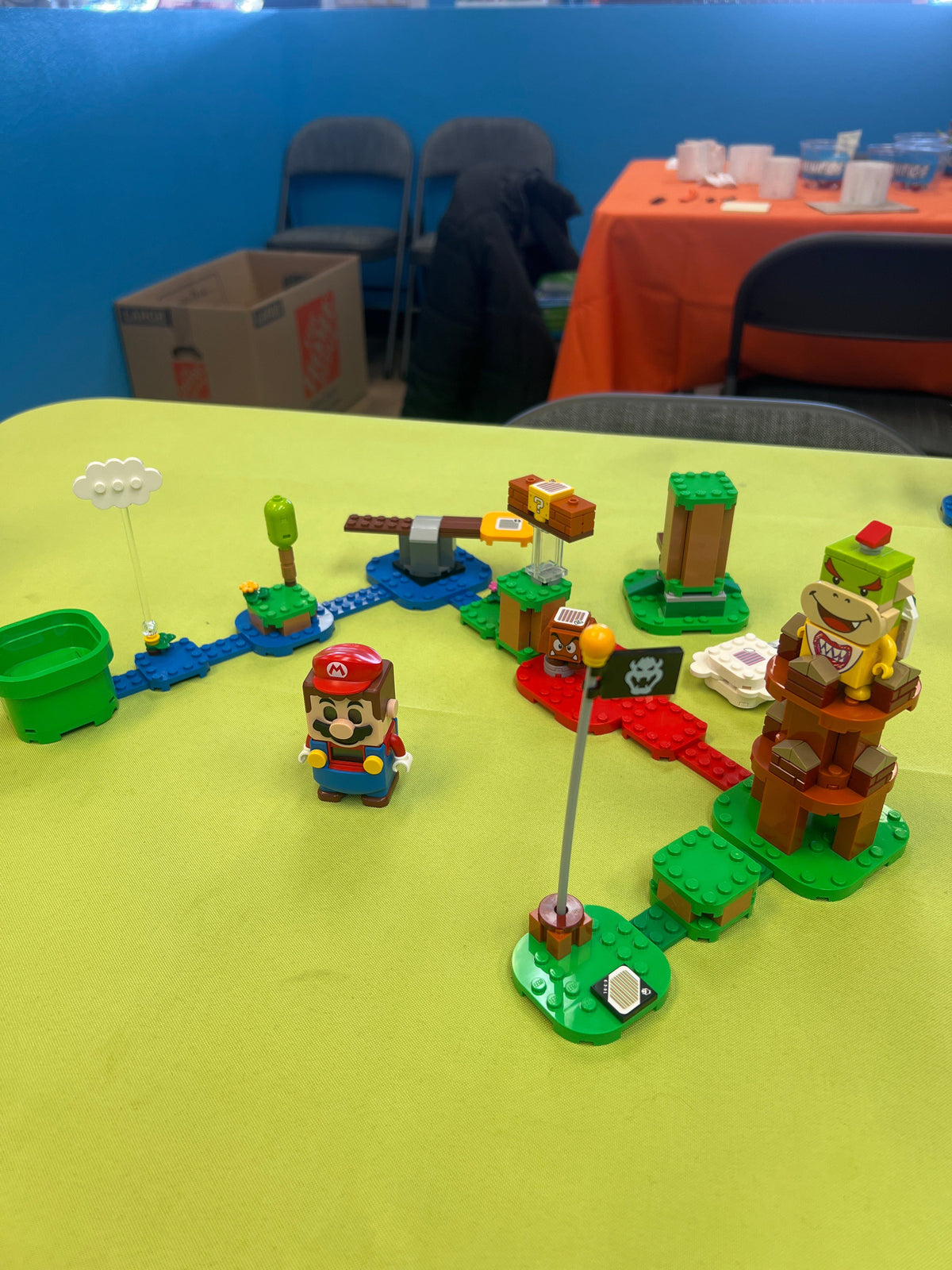 71360 Adventures with Mario - Starter Course (Retired) (Previously Owned) product image 1, provided for visual reference and