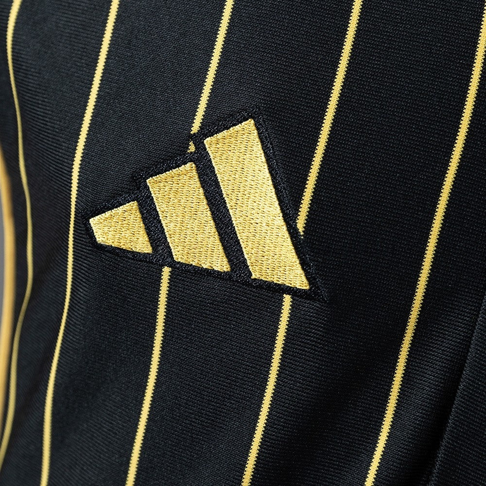 Real Madrid Jersey 25/26 Black Gold Baseball Kit product image 5