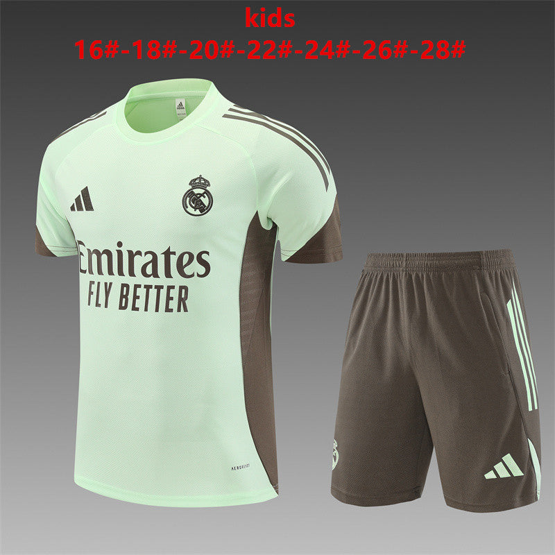 Kids Real Madrid Training Tracksuits 25/26 Football Kit product image 1