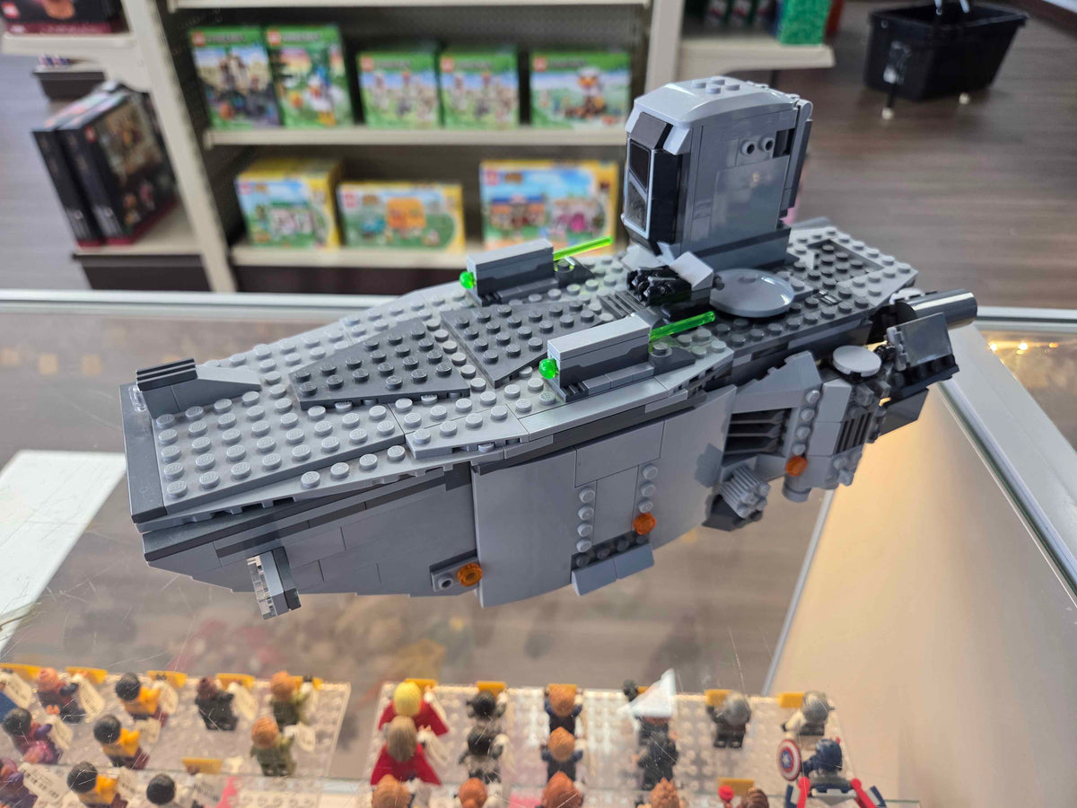 75103 First Order Transporter (Retired) (Previously Owned) product image 1, provided for visual reference and product detail