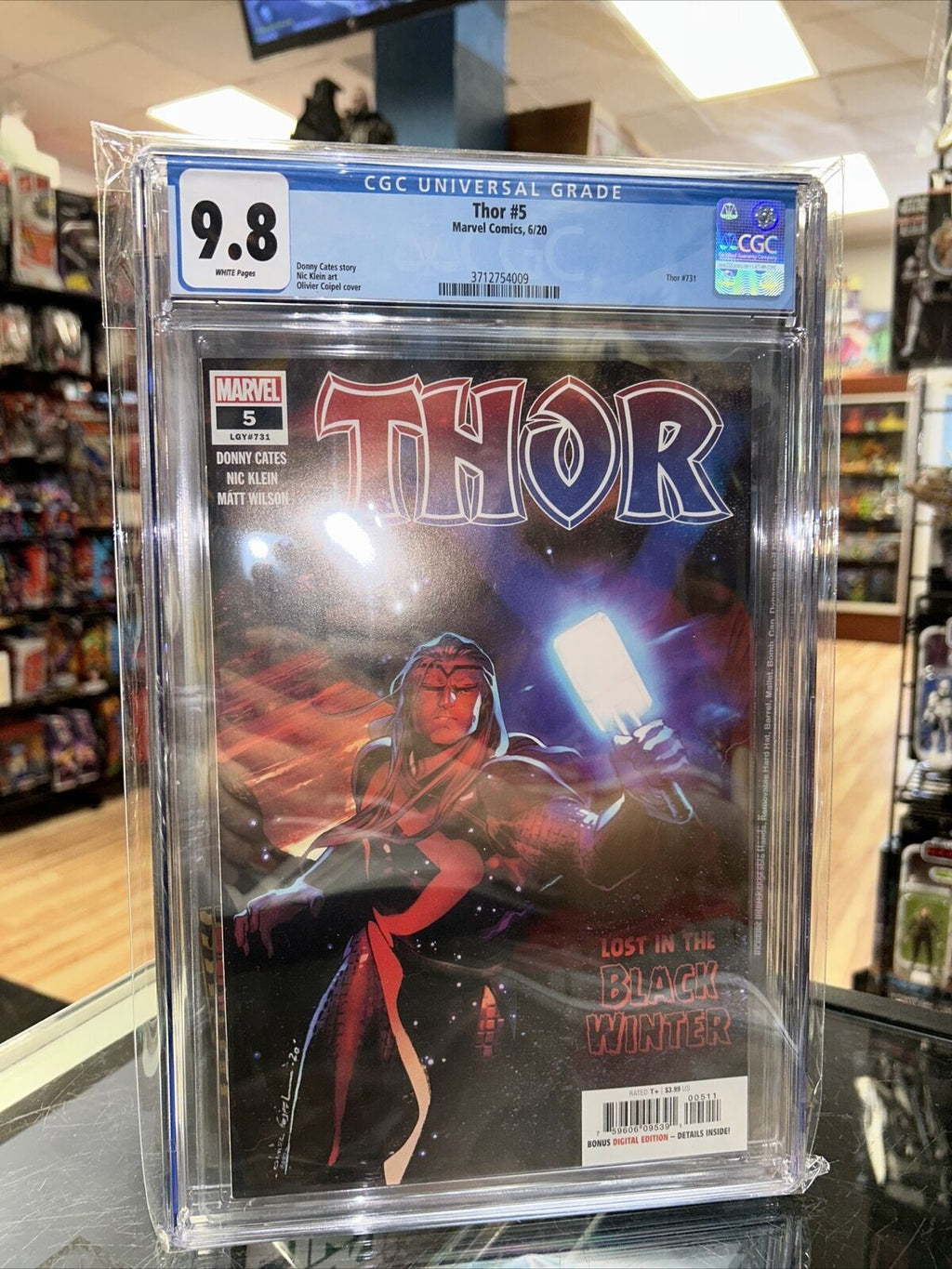 Thor #5 (CGC 9.8 WHITE, Marvel Comics) Thor #731 Lost In The Black Winter product image 1, provided for visual reference and
