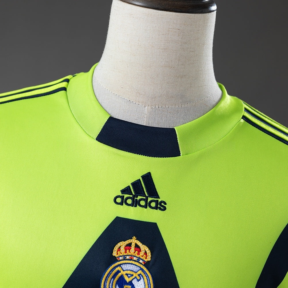 Real Madrid GK Jersey 1999-2000 Long Sleeves Retro Football product image 6