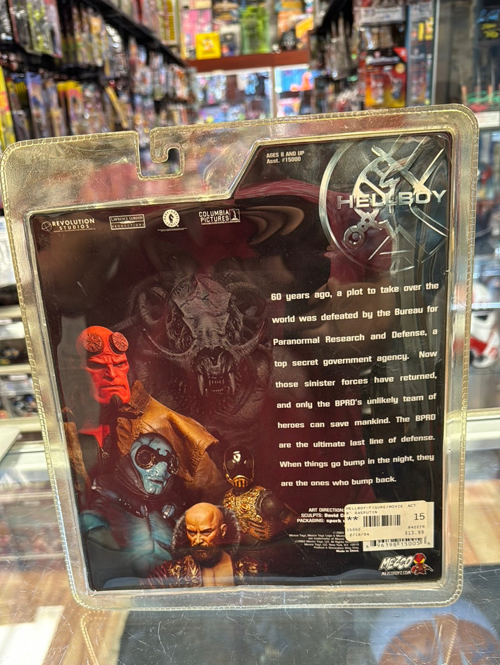 Rasputin with Hellboy (Mezco, HellBoy) product image 20, provided for visual reference and product detail review
