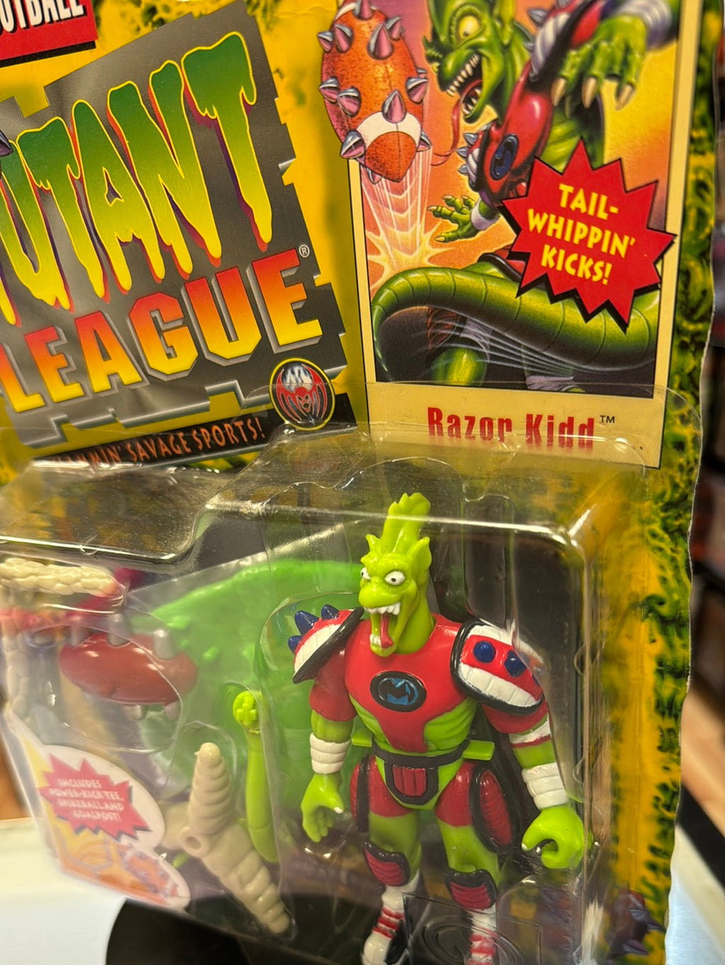 Razor Kidd with Tail Whippin Kicks (Vintage Mutant League, Galoob) Sealed product image 8, provided for visual reference and