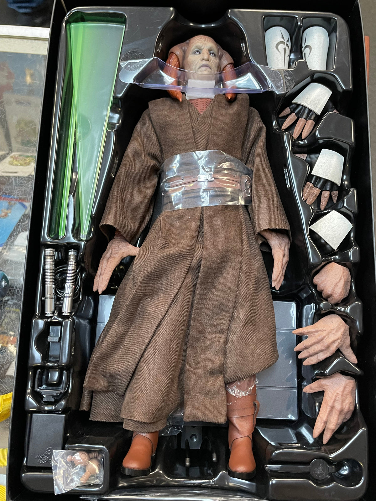Saesee Tiin MMS820 1:6 Scale (Star Wars, Hot Toys) NEW product image 4, provided for visual reference and product detail