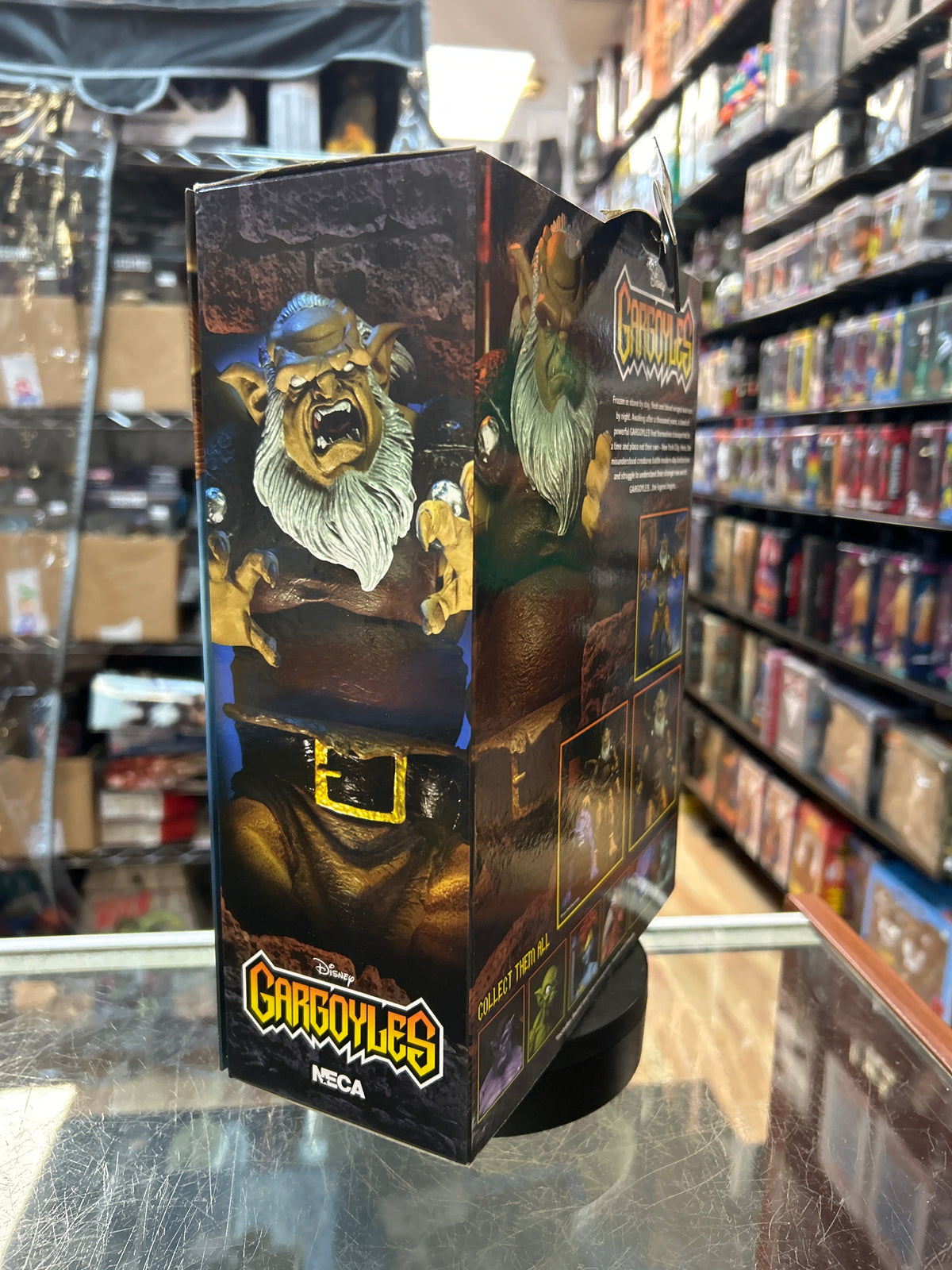 Hudson Ultimate (Disney Gargoyles, Neca) **SEALED** product image 5, provided for visual reference and product detail review