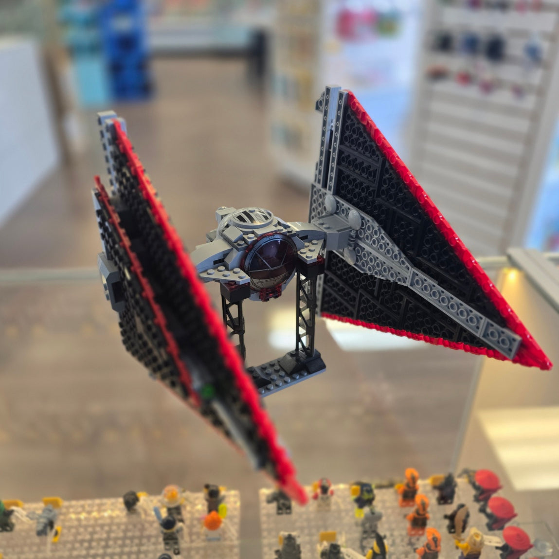 75272 Sith TIE Fighter (Previously Owned) (Retired) product image 1, provided for visual reference and product detail review