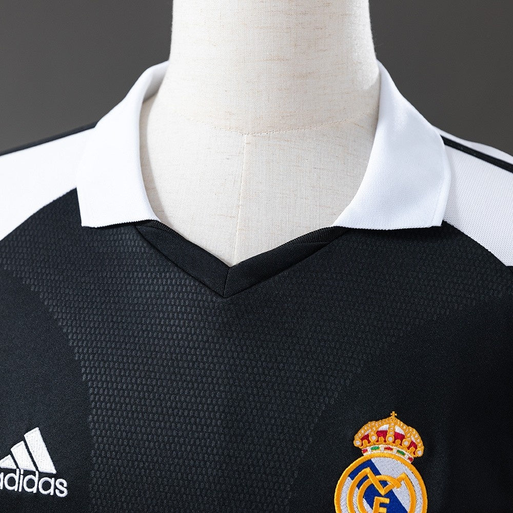 Real Madrid Jersey 2001-02 Retro Away Football Kit product image 6