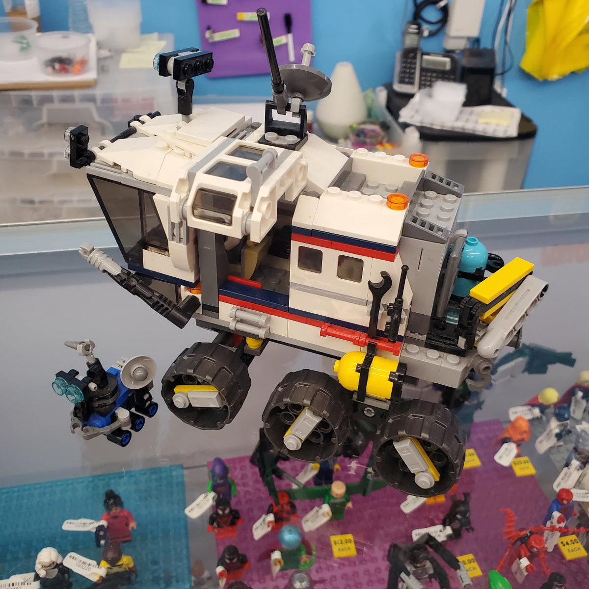 31107 Space Rover Explorer (Retired) (Previously Owned) product image 1, provided for visual reference and product detail