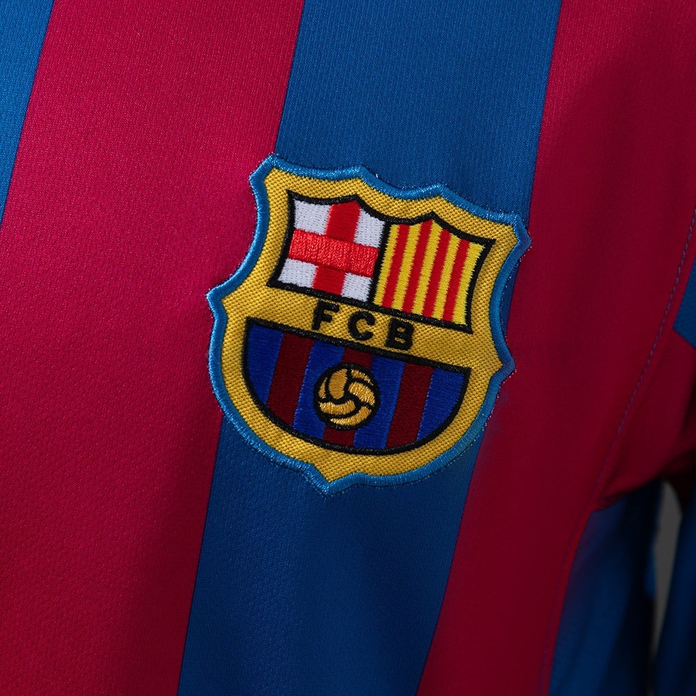 Barcelona Jersey 2005-06 Home Retro Football Kit product image 6