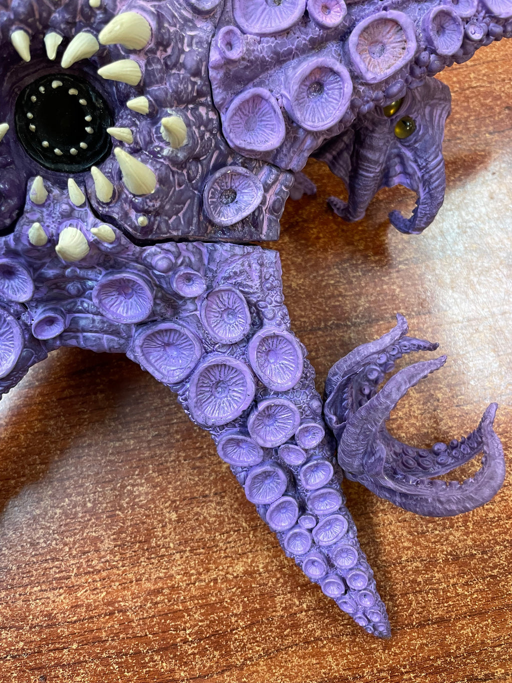 Start The Conqueror BAF (DC Multiverse, McFarlane Toys) COMPLETE product image 12, provided for visual reference and product