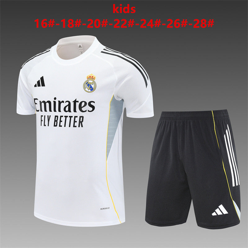 Kids Real Madrid Training Tracksuits 25/26 Football Kit product image 1