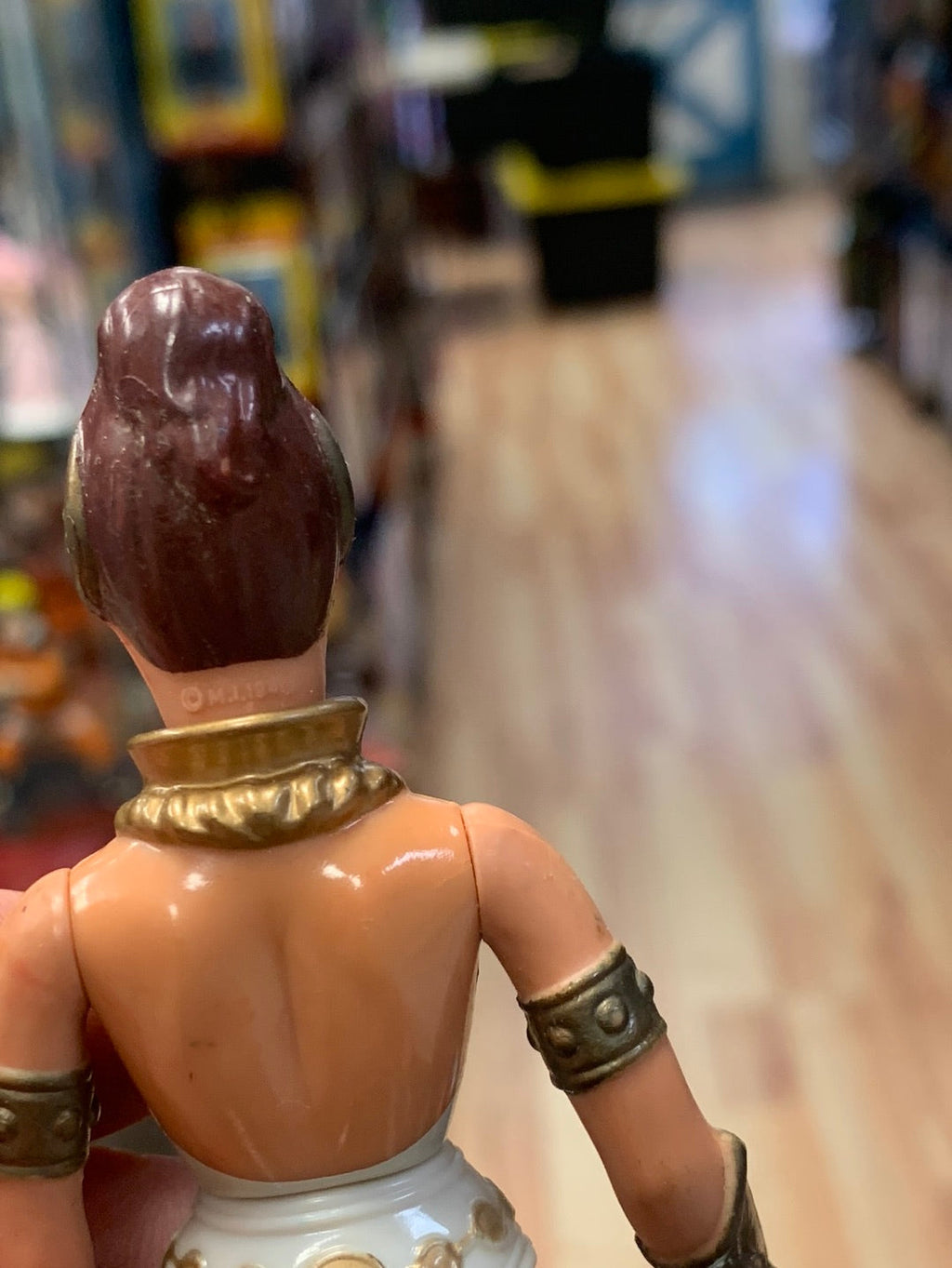 Brown Hair Teela 7153 (Vintage MOTU Masters of The Universe, Mattel) Complete product image 6, provided for visual reference