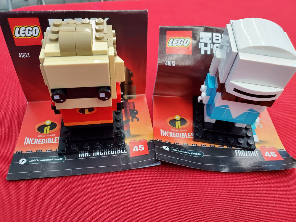 41613 Brickheadz Mr. Incredible and Frozone (Previously Owned)