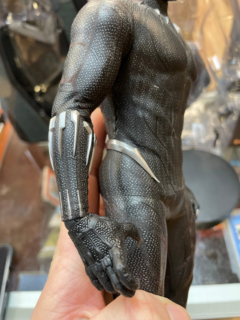 Black Panther MMS470 1/6 Scale (Marvel Black Panther, Hot Toys) INCOMPLETE product image 9, provided for visual reference