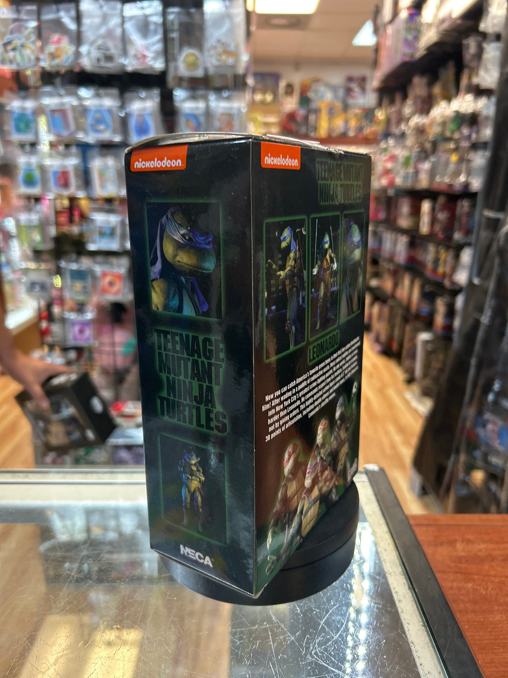 Leonardo -GameStop- (TMNT Ninja Turtles, NECA) **SEALED** product image 5, provided for visual reference and product detail