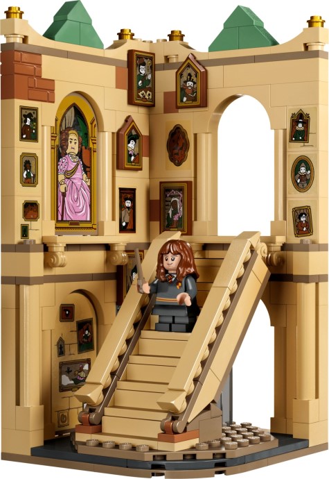 40577 Hogwarts: Grand Staircase product image 2, provided for visual reference and product detail review