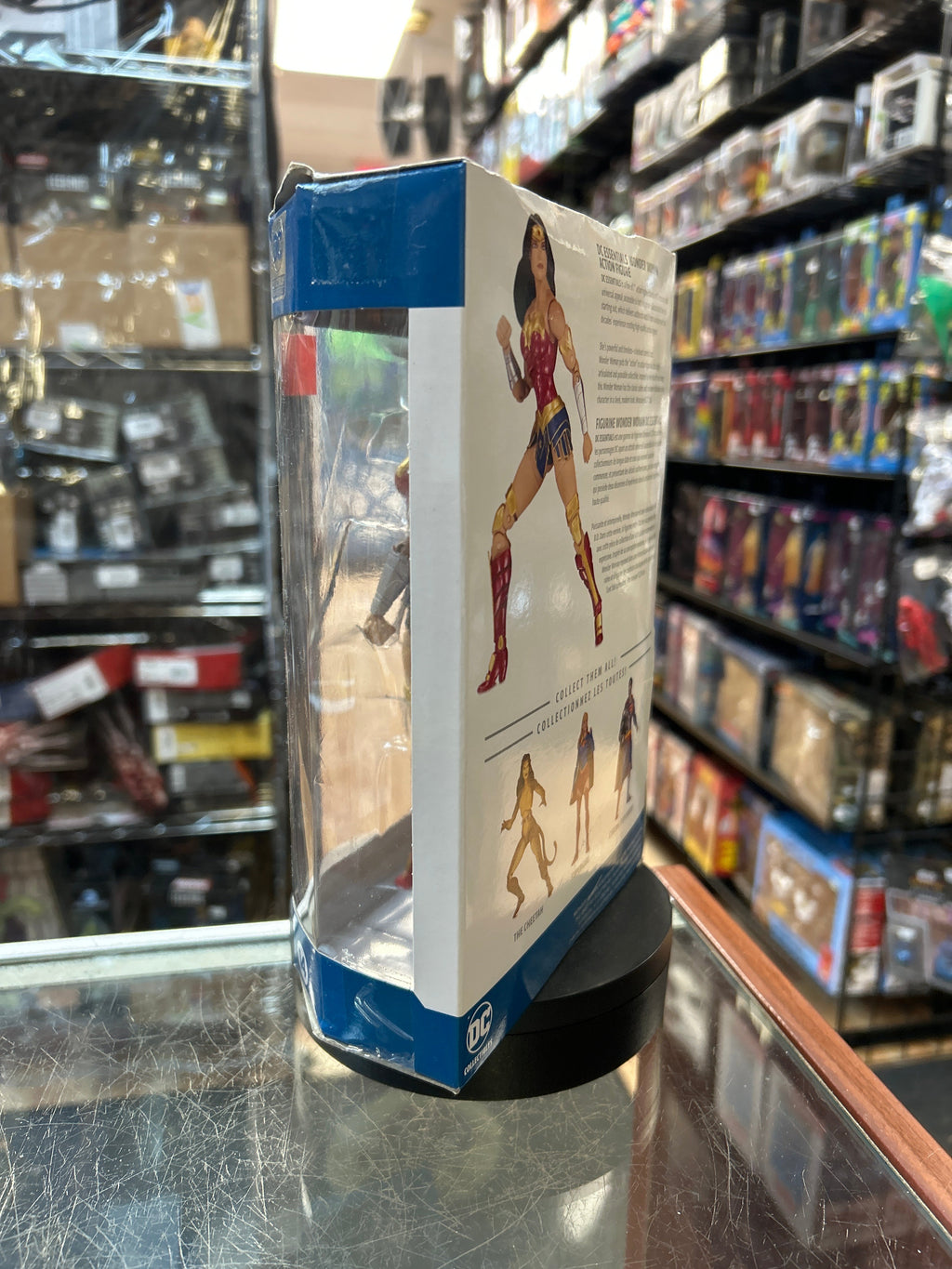 Wonder Woman (DC Direct, Essential Series) **SEALED** product image 5, provided for visual reference and product detail