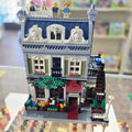 10243 Parisian Restaurant (Retired) (Previously Owned) product image 1, provided for visual reference and product detail