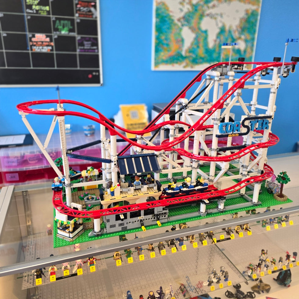 10261 Roller Coaster (Retired) (Previously Owned) product image 1, provided for visual reference and product detail review